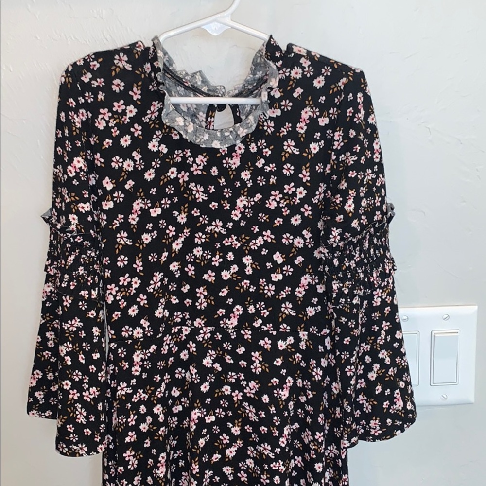 Girl’s Dress